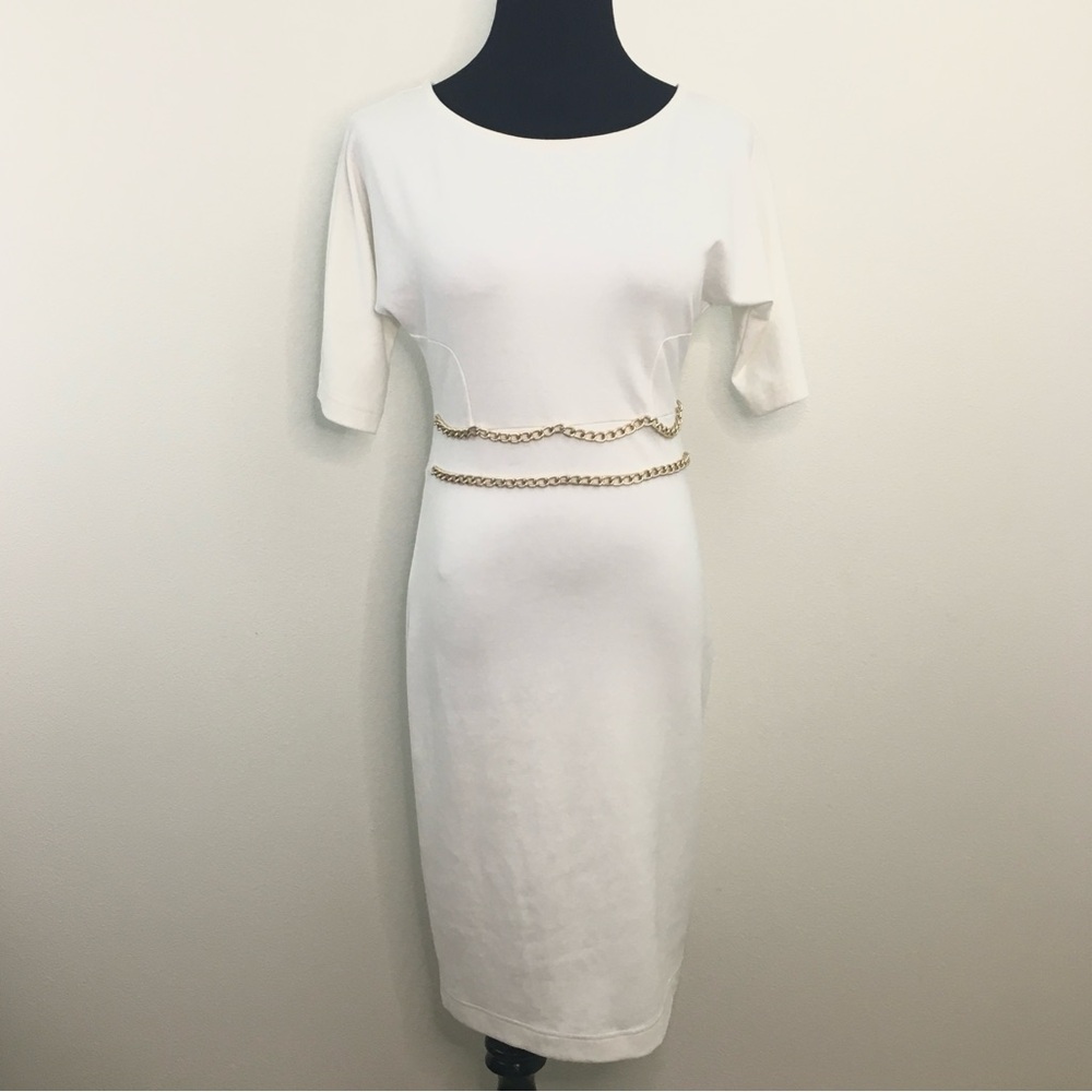 Venus | Elegant White Dress with Front Gold Chain Detail - Picture 3 of 10